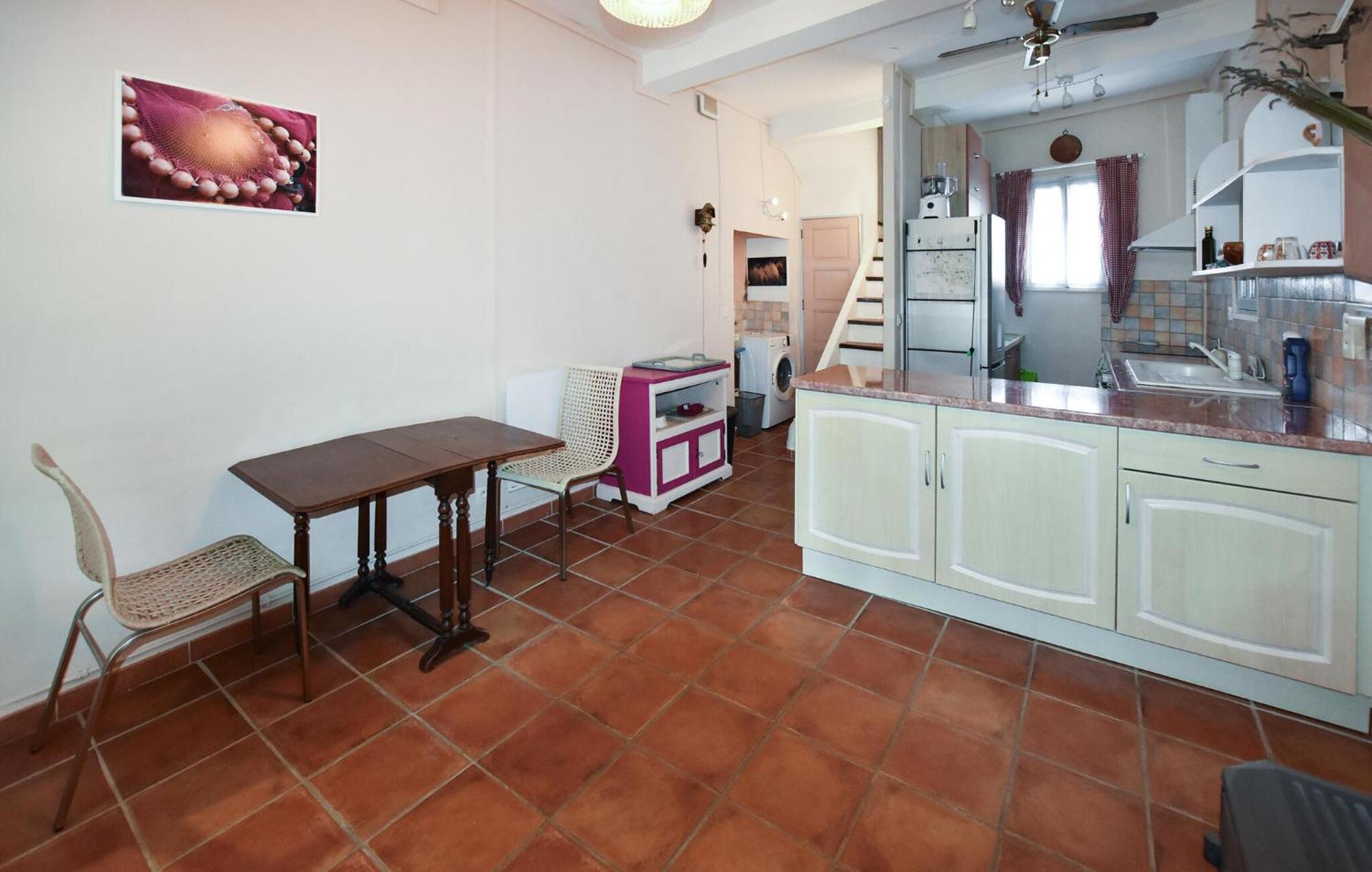 2 Bedroom Gorgeous Home In Villes-Sur-Auzon Luaran gambar