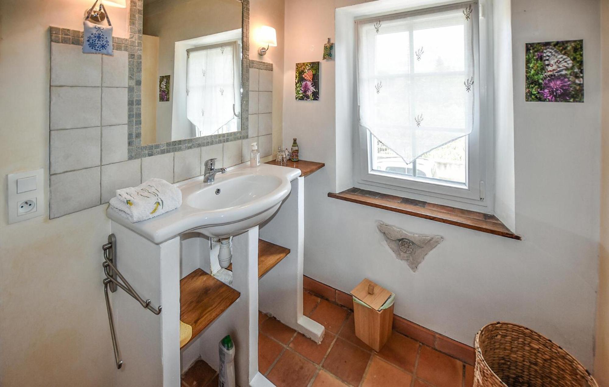 2 Bedroom Gorgeous Home In Villes-Sur-Auzon Luaran gambar