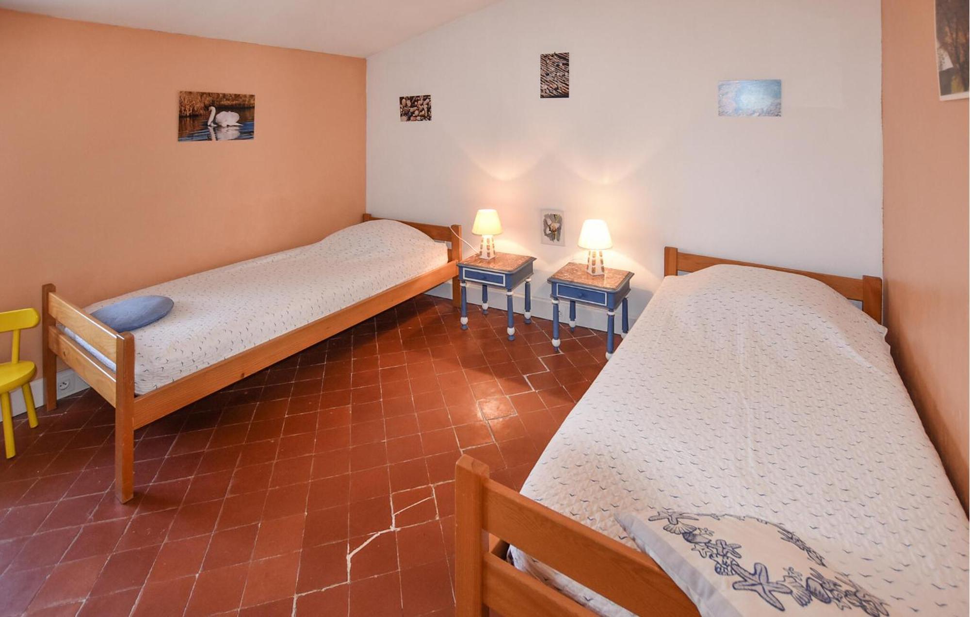 2 Bedroom Gorgeous Home In Villes-Sur-Auzon Luaran gambar