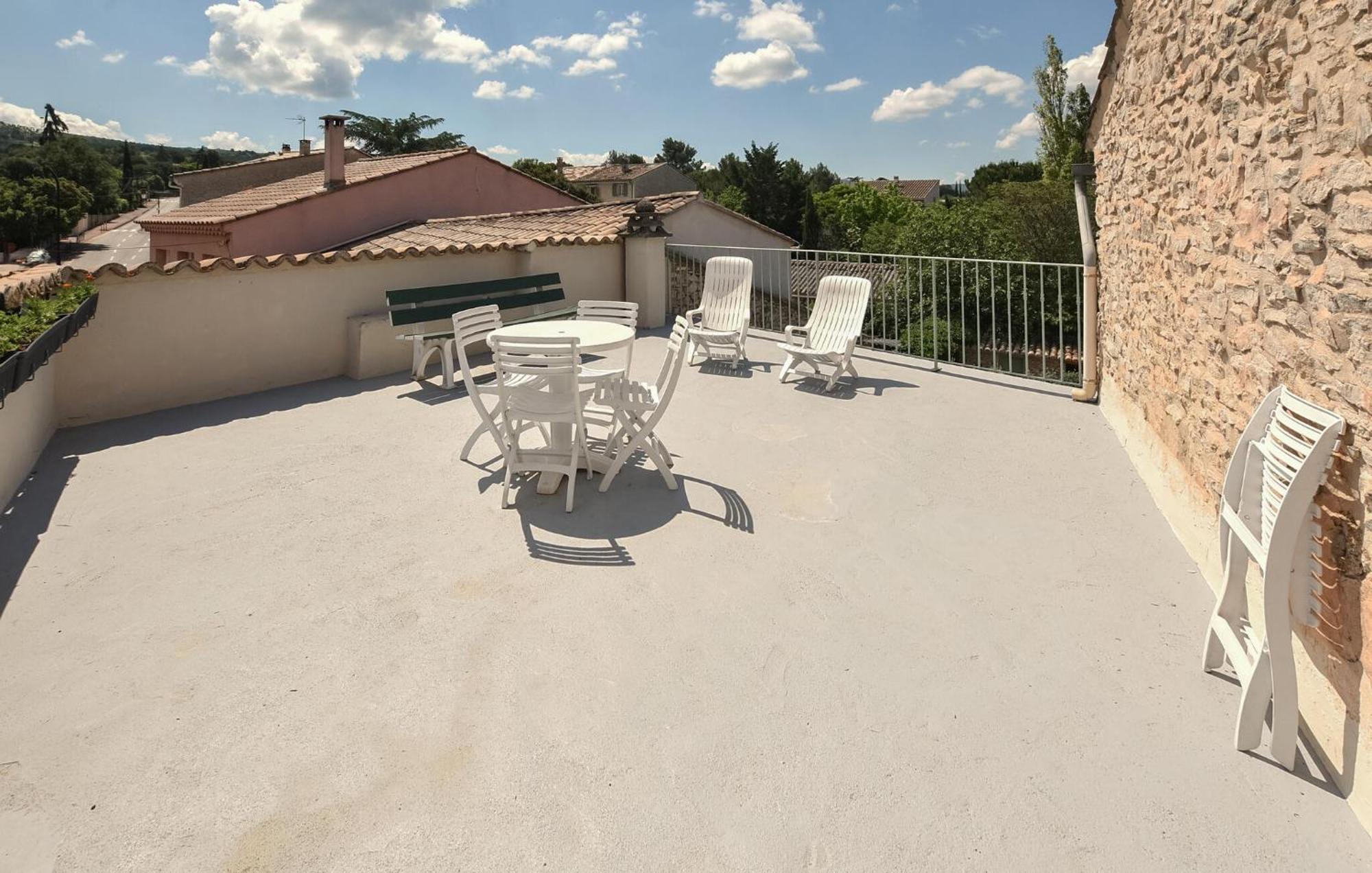 2 Bedroom Gorgeous Home In Villes-Sur-Auzon Luaran gambar