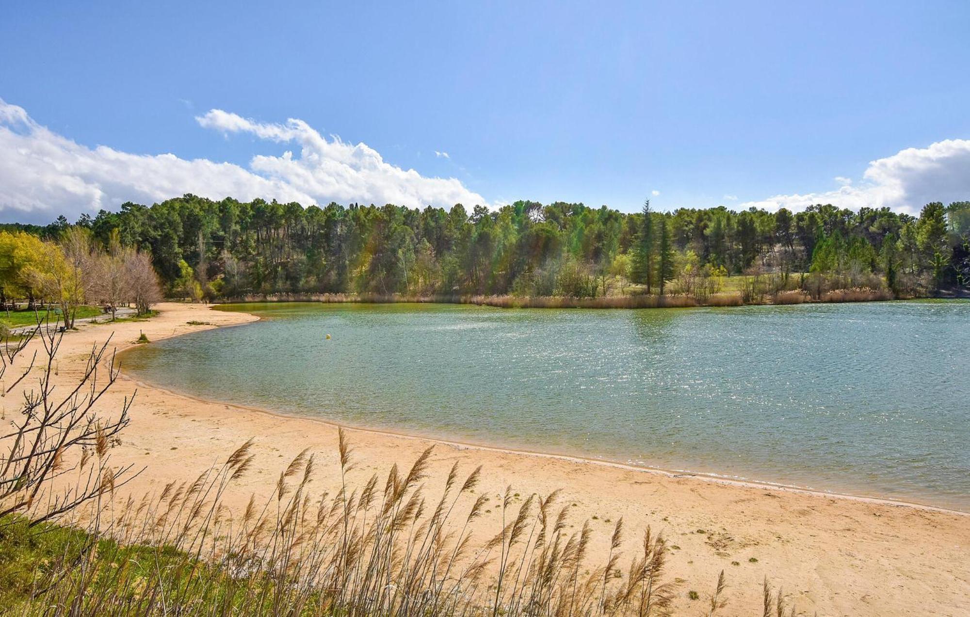2 Bedroom Gorgeous Home In Villes-Sur-Auzon Luaran gambar
